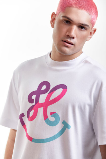t-shirt rubric smile