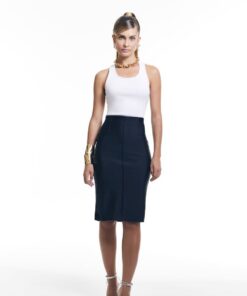 Alternative view of Regata Lolita