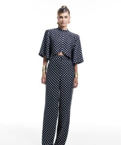 Alternative view of Top Carmen