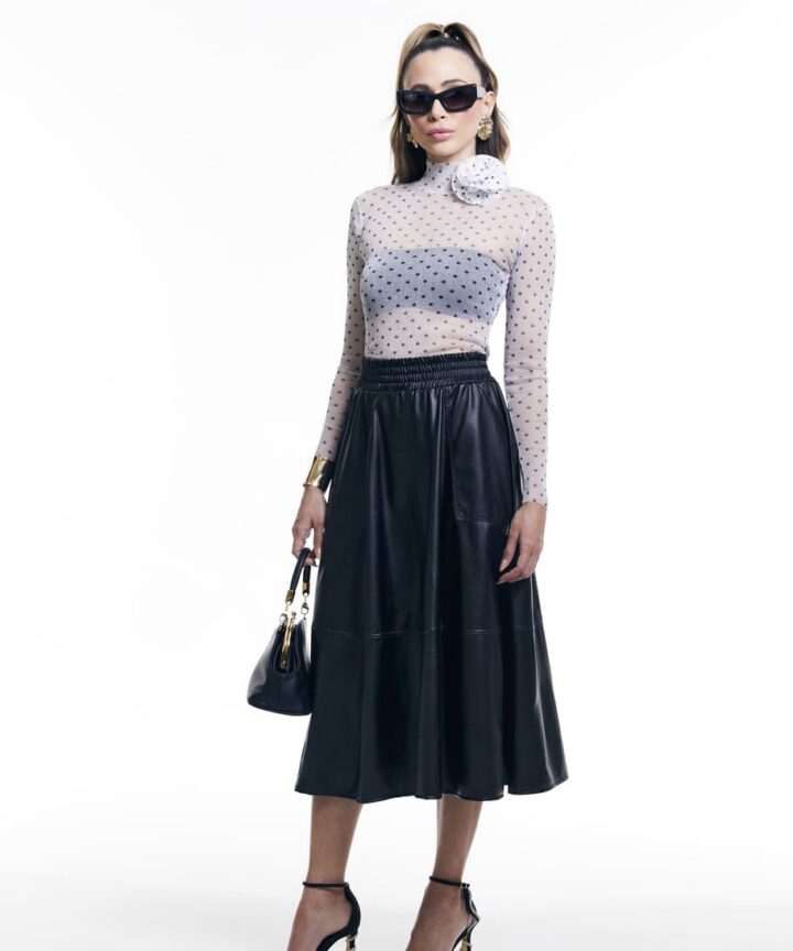 Alternative view of Top Lolita