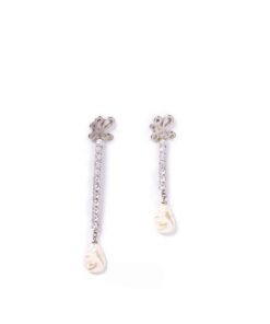 Alternative view of Brinco Tears