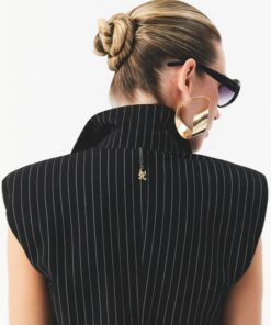 Alternative view of Colete Cassandra