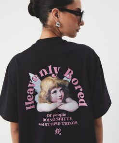 Alternative view of Tee Over Angel