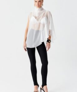 Alternative view of Blusa Shih