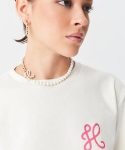 Alternative view of Tee Over Iuiuland