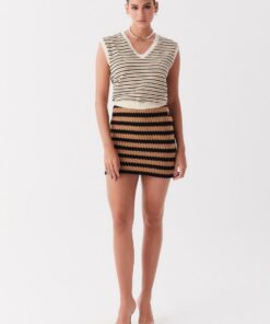 Alternative view of Colete Adriana