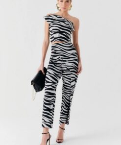 Alternative view of Top TQC Colari