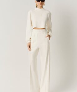 Alternative view of Top Sporty