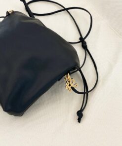 Alternative view of BAG LITO