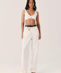 Alternative view of TOP LINEA