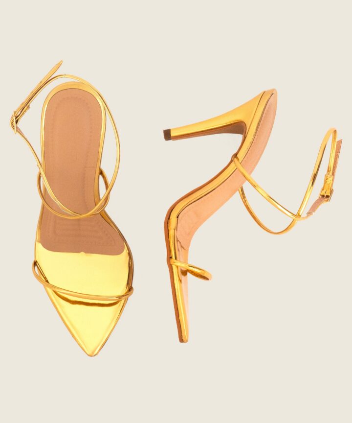 Alternative view of SANDÁLIA MORENA