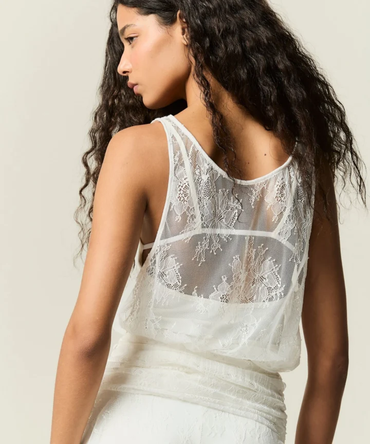 Alternative view of REGATA CAMILE