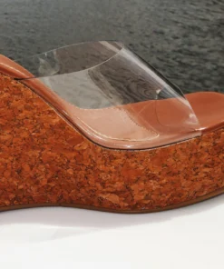 Alternative view of ANABELA NAKEB