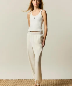 Alternative view of REGATA ADÁGIO