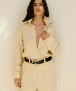 Alternative view of CAMISA BRECHA